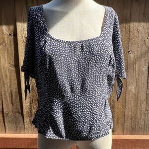 Flirty Maeve blouse, blue and white, size L.